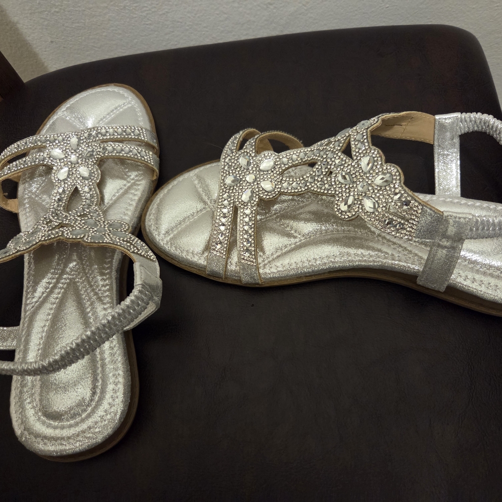 Silver Sandals with Intricate Design - Picture 3 of 16